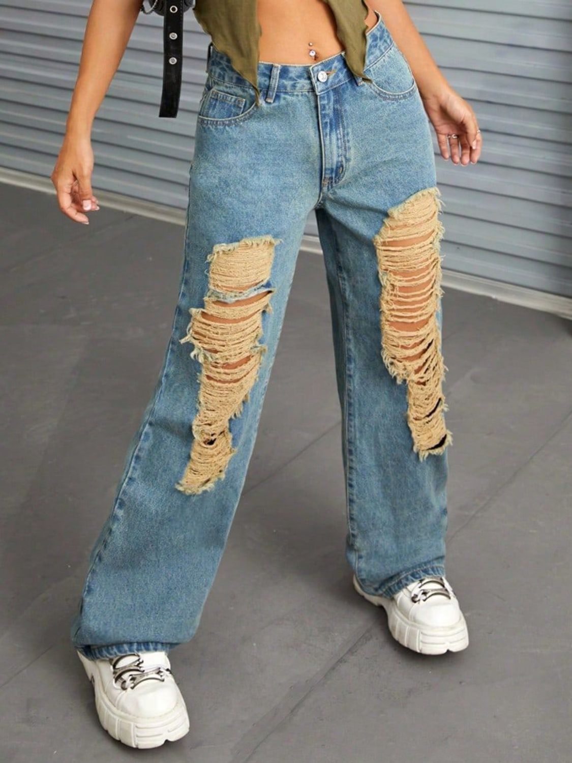 Distressed Wide Leg Jeans